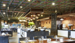 코모도 호텔 (Commodore Hotel)