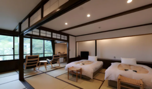 쿠사츠 호텔 (Kusatsu Hotel)