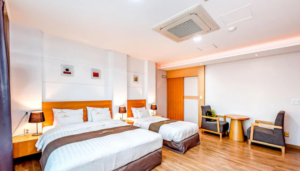 에이치에스 관광 호텔 (HS Tourist Hotel)