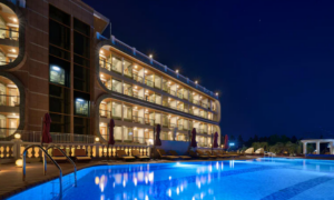 골드원 호텔 앤 스위트 (GoldOne Hotel & Suites)