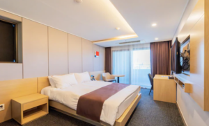 M83 호텔 (M83 Hotel)